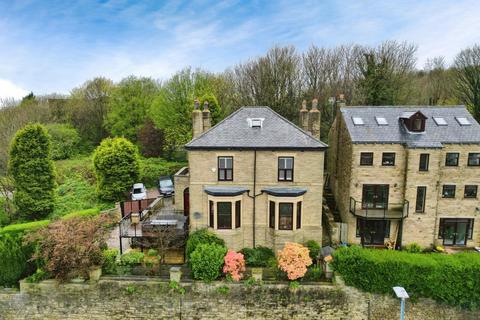 4 bedroom house for sale, Wakefield Road, Stalybridge