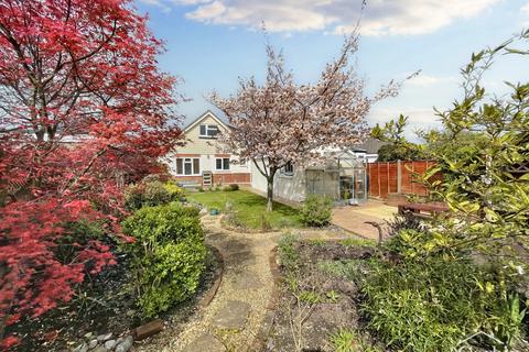 4 bedroom bungalow for sale, Marchwood Road, Bournemouth, BH10 5