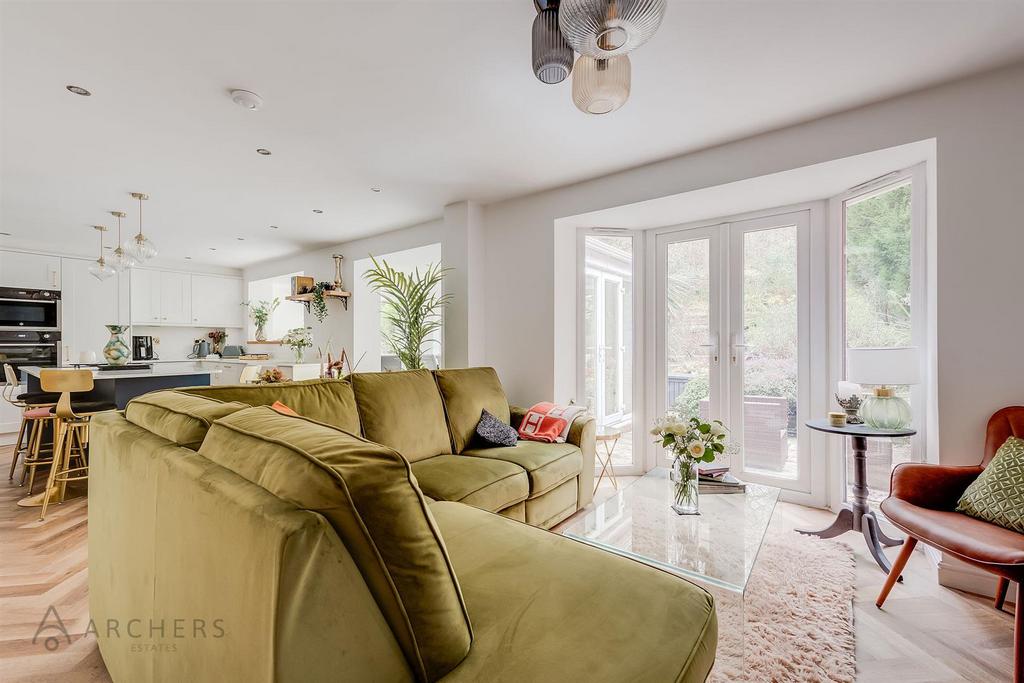 17 Westwood Avenue(Interior)(14of50).jpg