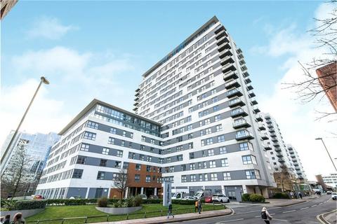 2 bedroom apartment for sale, Skyline Plaza, Basingstoke, Hampshire