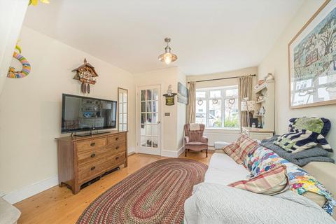 3 bedroom terraced house for sale, Albert Road, Twickenham TW1