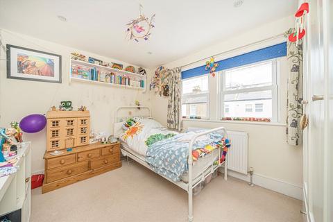 21 Albert Road, Twickenham, TW1 4HU