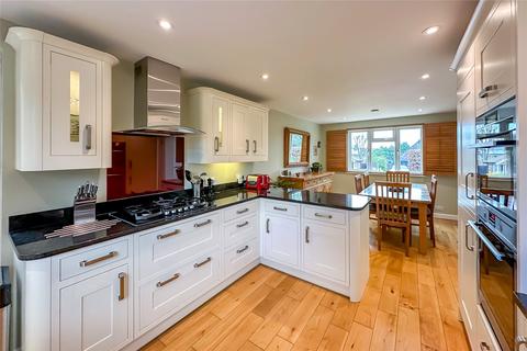 5 bedroom detached house for sale, Sibley Avenue, Harpenden, Hertfordshire, AL5