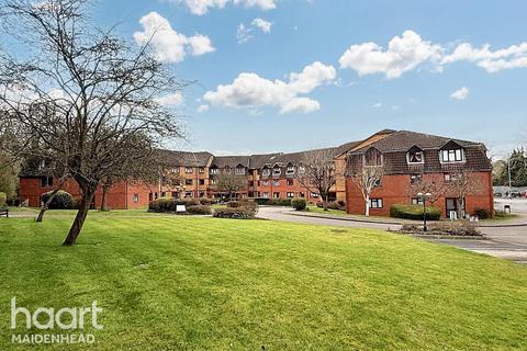 2 bedroom apartment for sale, Shoppenhangers Road, MAIDENHEAD
