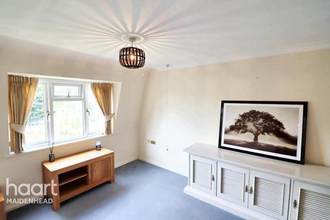 2 bedroom apartment for sale, Shoppenhangers Road, MAIDENHEAD