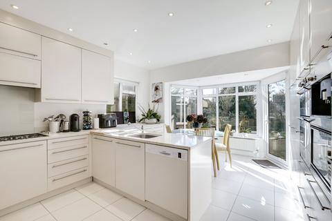 5 bedroom detached house for sale, Arden Road, London