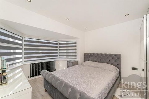 7 Mayfield Crescent, London, N9 7NL