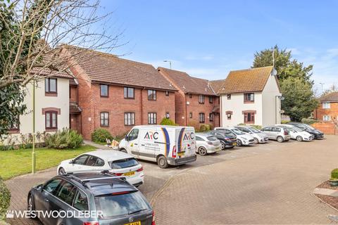 2 bedroom flat for sale, High Road, Broxbourne EN10