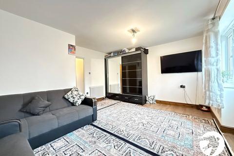 Studio for sale, Watsons Street, London, SE8