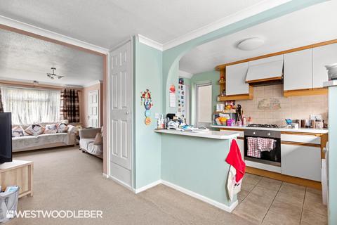 3 bedroom semi-detached house for sale, Champions Way, Hoddesdon EN11