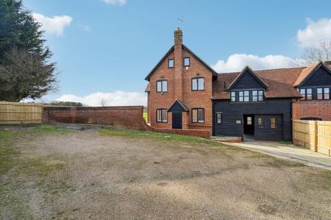 7 bedroom link detached house to rent, Hyde Heath, Amersham, HP6 5RQ