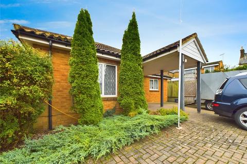 3 bedroom bungalow for sale, Frobisher Close, Hertfordshire WD23