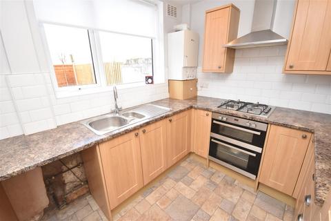 3 bedroom terraced house to rent, Priory Road, Wallasey