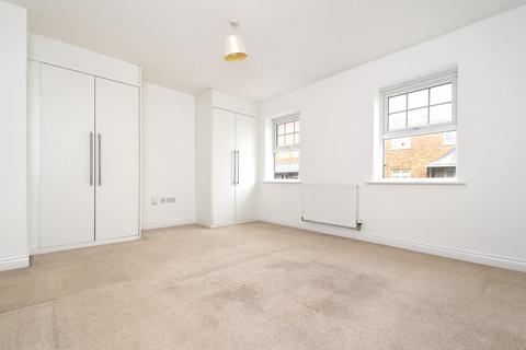 18 Hawksmoor Grove, Bromley, BR2 9GN