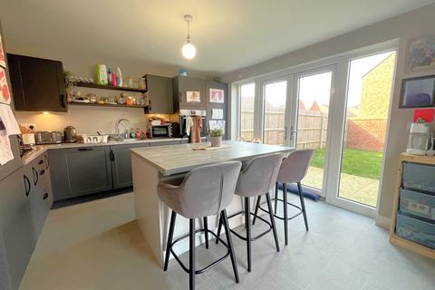 3 bedroom semi-detached house for sale, North Parade, Bordon, Hampshire