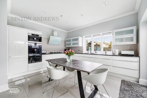 5 bedroom house for sale, Kingsbridge Avenue, Acton, W3