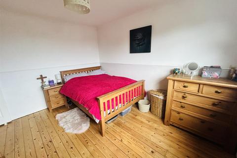 2 bedroom apartment for sale, 1 De Roos Road, Eastbourne BN21