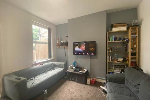 6 bedroom house to rent, Sherwin Grove, Nottingham NG7