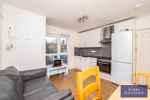 4 bedroom flat to rent, Carlisle Avenue, London, W3