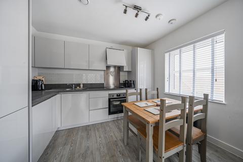 1 bedroom apartment for sale, Woodlark Mews, Fleet GU51