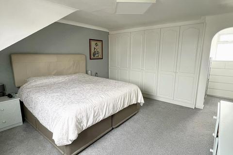 24 Allesley Close, Sutton Coldfield, B74 2NF