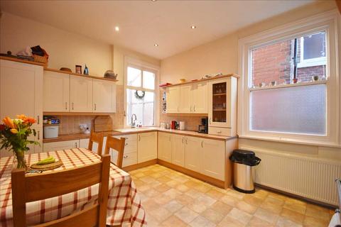 7 Ashfield Road, Chorley, PR7 1LH