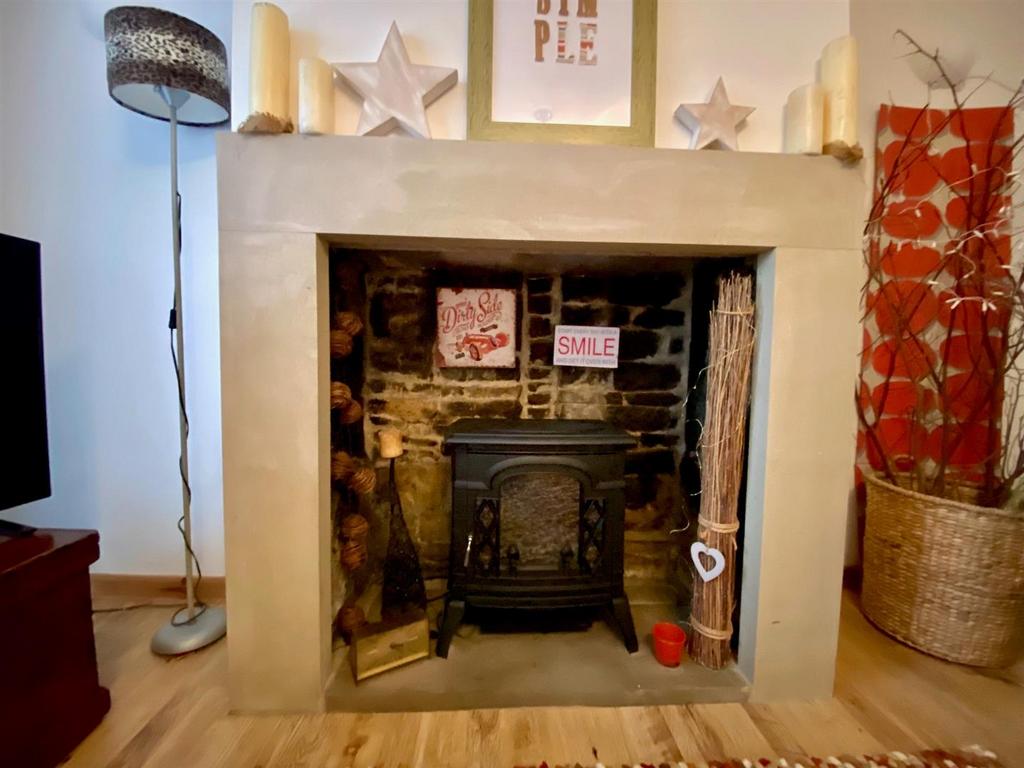 Fireplace.jpg