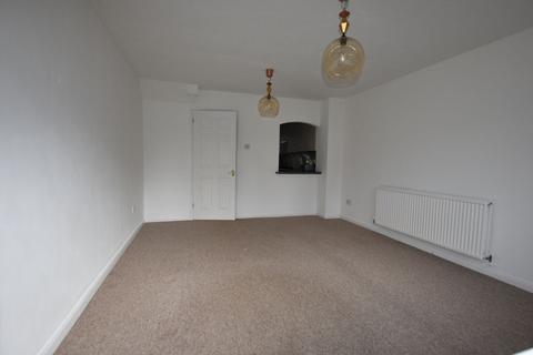 2 bedroom end of terrace house to rent, Wythemede, Binfield, RG42