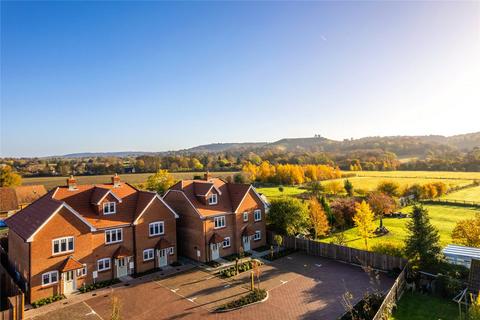 3 bedroom terraced house for sale, Pippin Place, Great Kimble, Aylesbury, Buckinghamshire, HP17