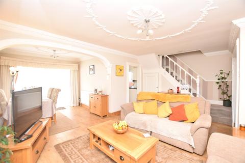 3 bedroom semi-detached house for sale, Lodge Lane, Collier Row RM5