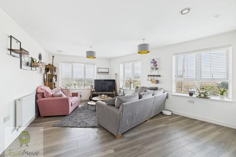 5 Gamma Court, Hoo, Rochester, ME3 9UL