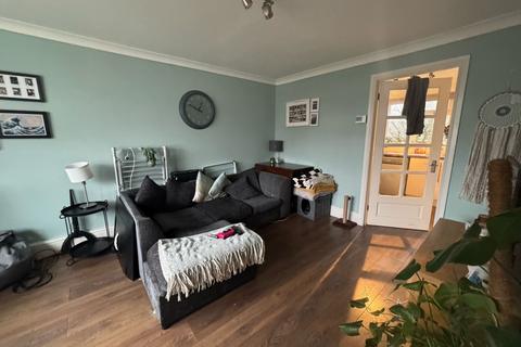 1 bedroom flat to rent, London, CR5