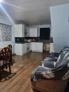 1 bedroom flat to rent, Hepworth Gardens, Barking, IG11