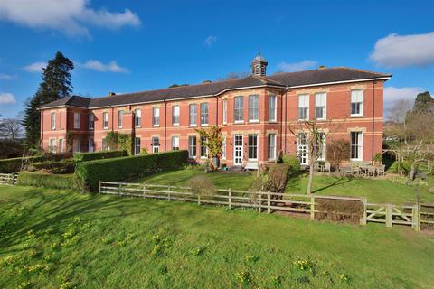 4 Chestnut Lane, Burghill, Hereford, HR4 7QN