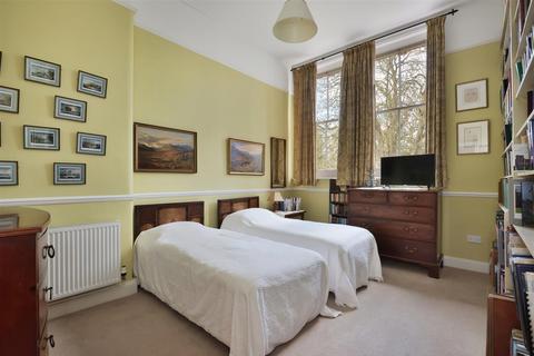 4 Chestnut Lane, Burghill, Hereford, HR4 7QN