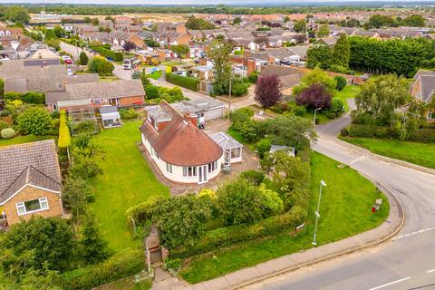 3 bedroom detached bungalow for sale, Cliff Road, Welton, LN2