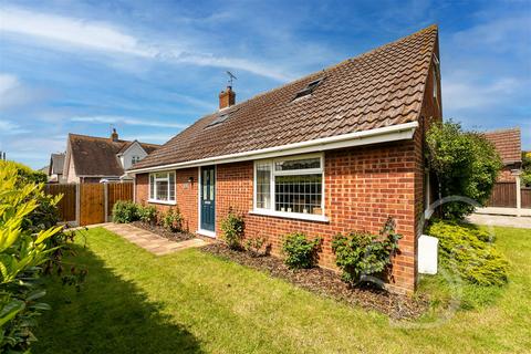 3 bedroom detached bungalow for sale, Firs Road, West Mersea CO5