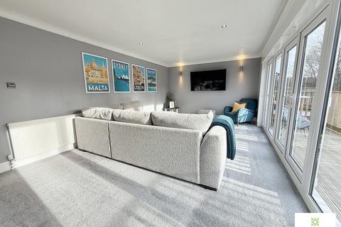 14 High Gill Road, Nunthorpe, Middlesbrough, TS7 0DZ