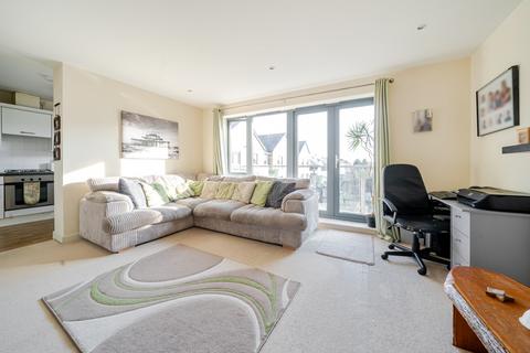 2 bedroom flat for sale, New Church Road, Hove, BN3