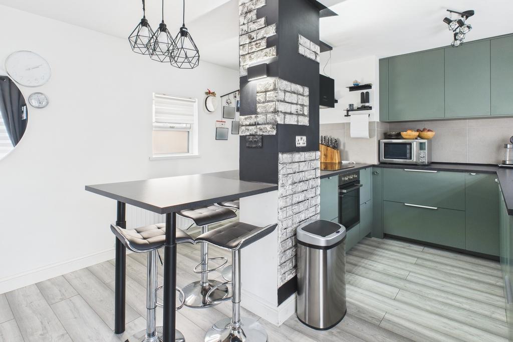 Cam02545 g0 pr0354 still007