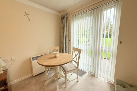 1 bedroom ground floor flat for sale, Millers Court, Haslucks Green Road, Shirley