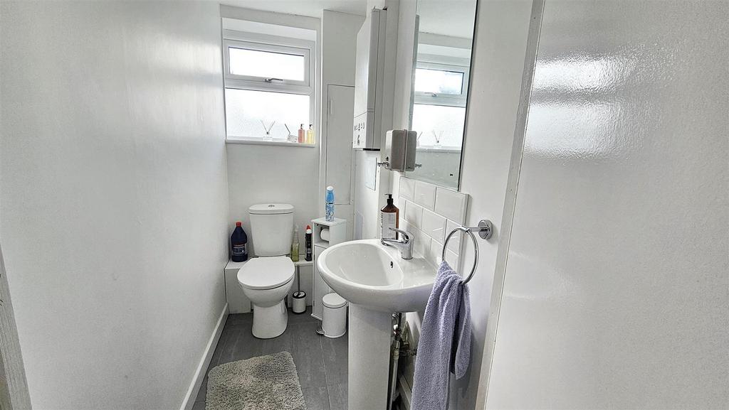 Commercial premises (WC)