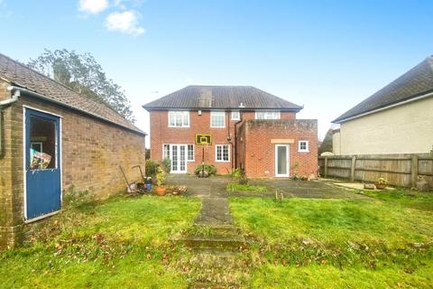 3 bedroom detached house for sale, Cotswold Avenue, Ipswich, Suffolk, IP1