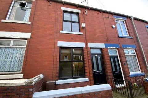 2 bedroom terraced house to rent, King Street, Mossley, Ashton-under-Lyne, OL5 9HX