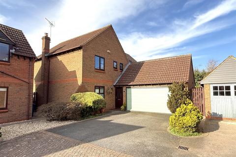 4 bedroom detached house for sale, Crow Court, Bingham