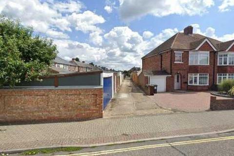 Garage to rent, The Old Road, Portsmouth PO6