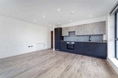 2 bedroom flat to rent, New Malden, KT3