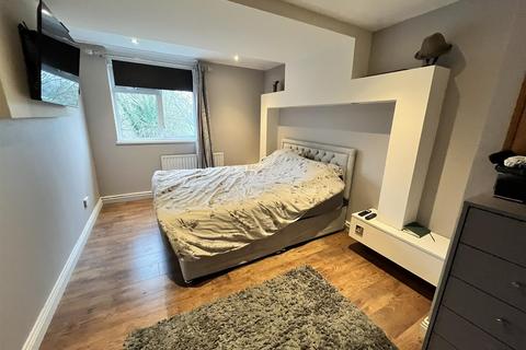 15 Benbow Close, Daventry, NN11 4JP