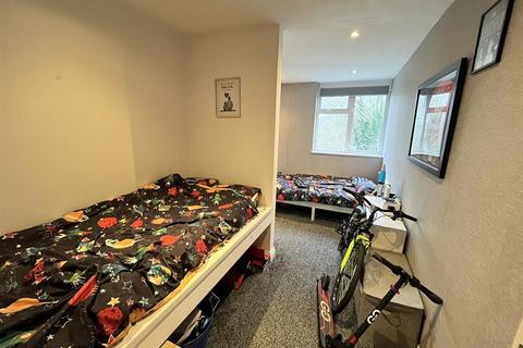 15 Benbow Close, Daventry, NN11 4JP