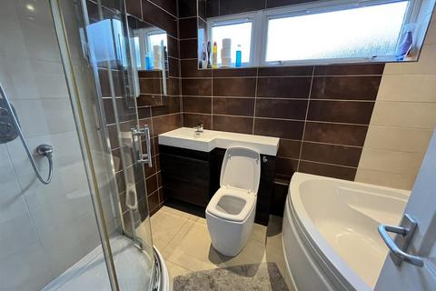 15 Benbow Close, Daventry, NN11 4JP